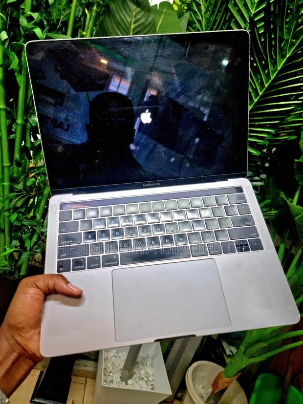 Laptop Apple MacBook Pro 2016 16GB Intel Core I7 SSD 1T - thumbnail 4