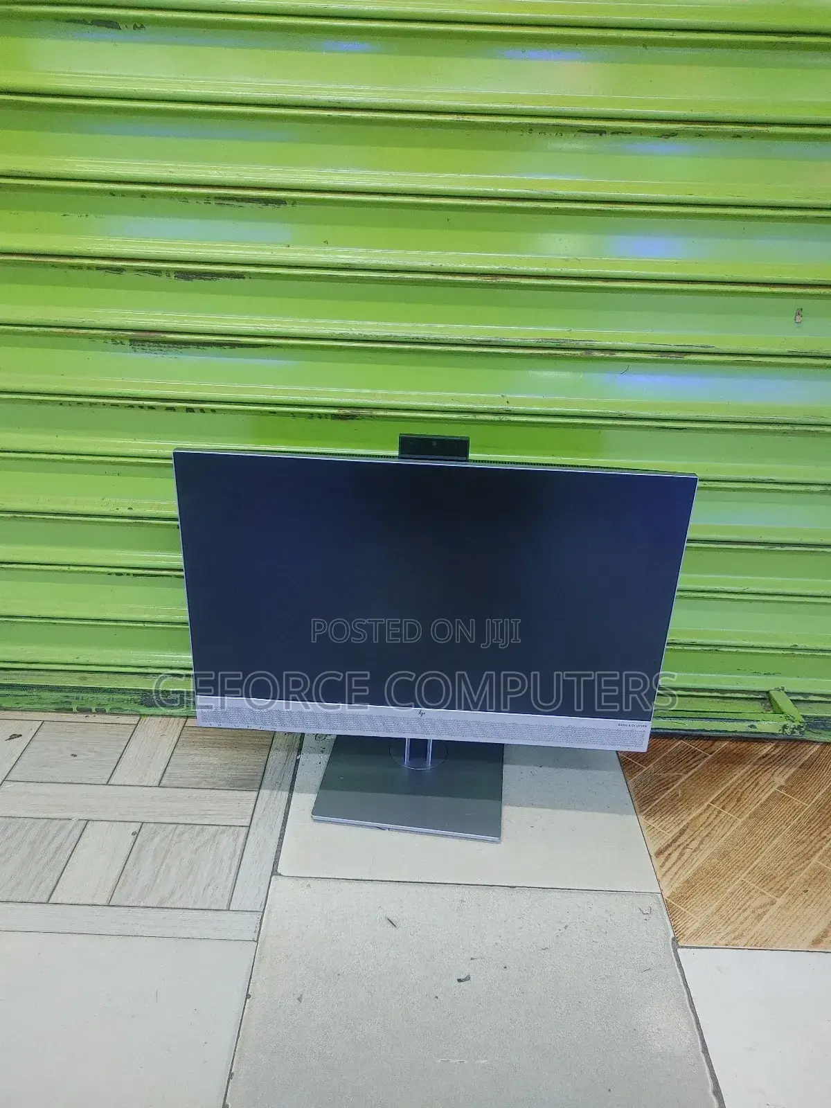 Monitor Frameless