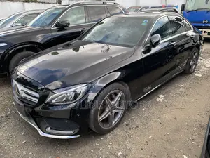 Mercedes-Benz C180 2018 Matt Black