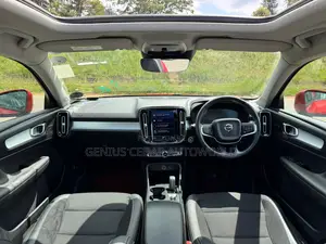 Volvo XC40 2018 Red