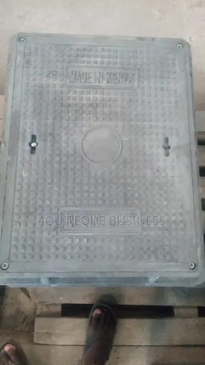 Manhole Cover Size 24*18 , 12.5 Tonnes
