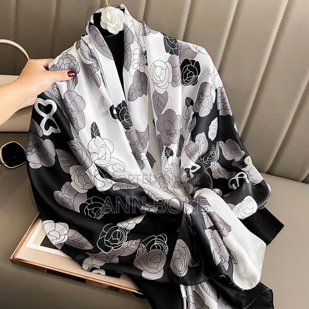 Beautiful Silk Scarfs - thumbnail 2
