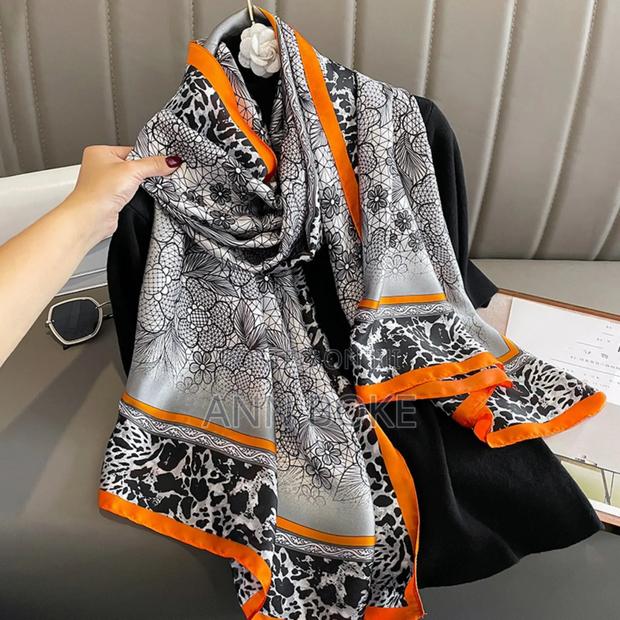 Beautiful Silk Scarfs - thumbnail 3