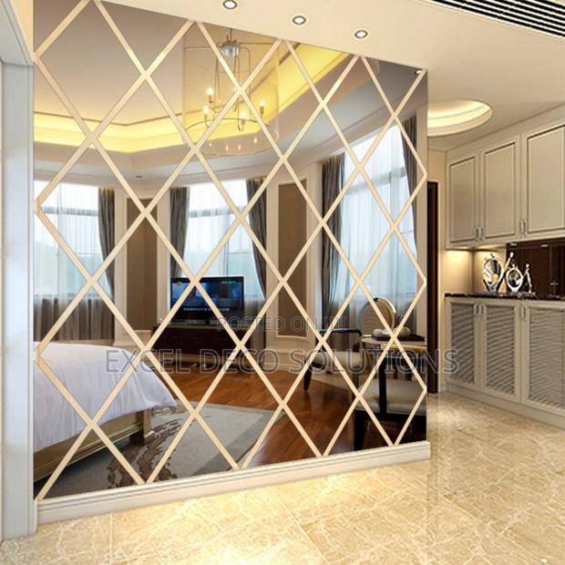 "Diamond Cluster Mirror Pack – Acrylic Reflective Décor" - main view