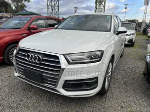 Audi Q7 2.0T Premium AWD quattro 2017 White