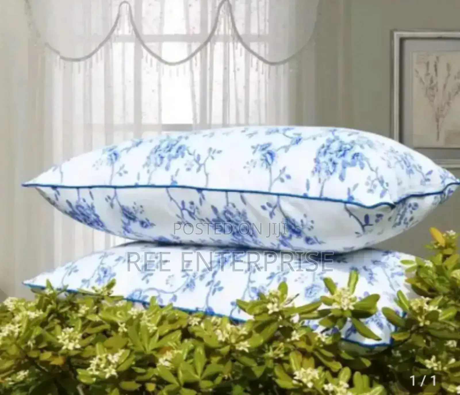 Very Comfy and High Quality 2 Pieces Fibre Hollow Pillows
