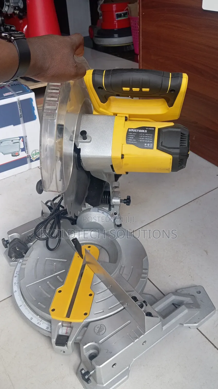 Uyustools Sliding Meter Saw Available