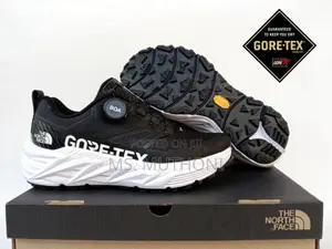 Hiking Gore- Tex TNF Sizes 40-45