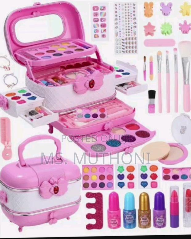 Girls Non Toxic Big Size Make Up Kit - main view