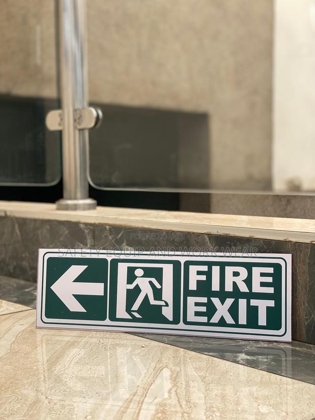 Fire Exit Sign – Left Exit Instruction Plate . - main view