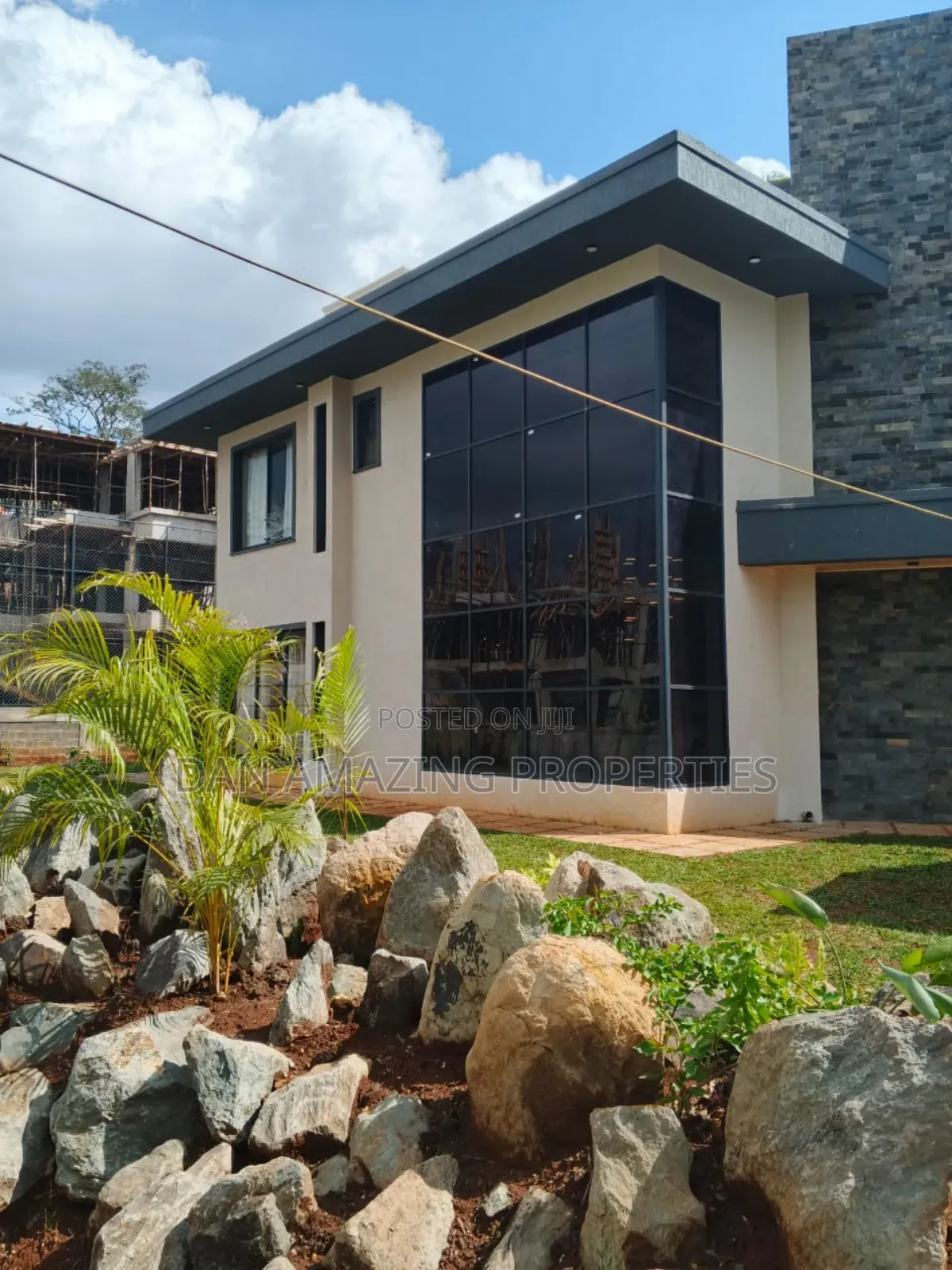 4bdrm Villa in Loresho Plus Dsq for sale