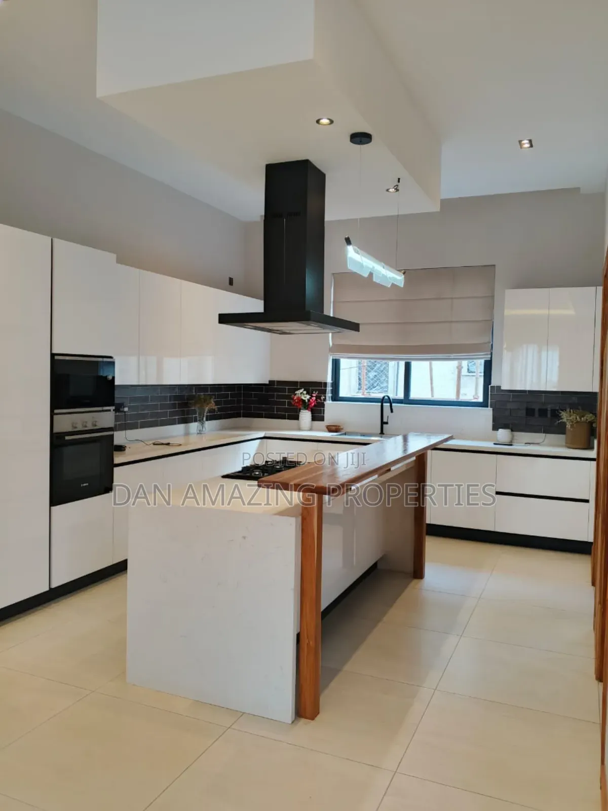 4bdrm Villa in Loresho Plus Dsq for sale