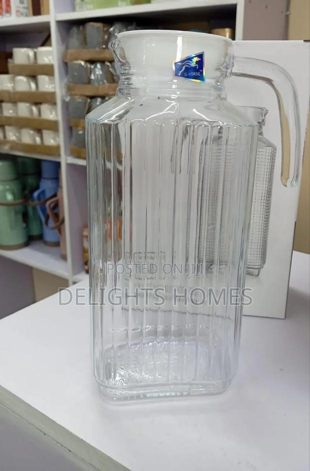 Glass Water Jugs_zaw