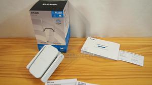 D-Link Ac1200 Wi-Fi 5 Range Extender - main view