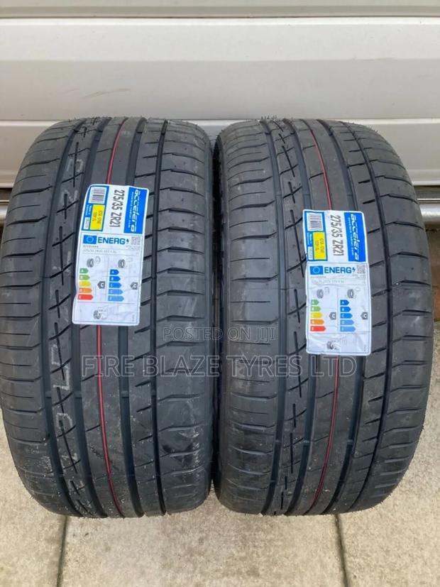 275/35r21 Accelera