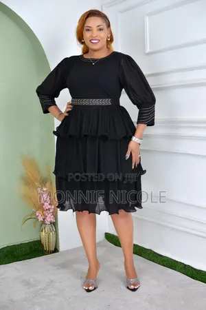 Black Round Breastfeeding Friendly Dress👌😘