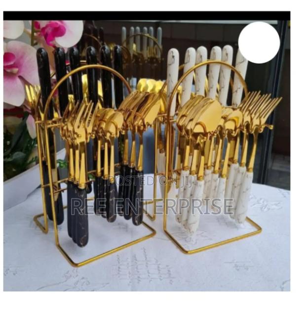Superior Quality 24 PCS Marble White Cutlery