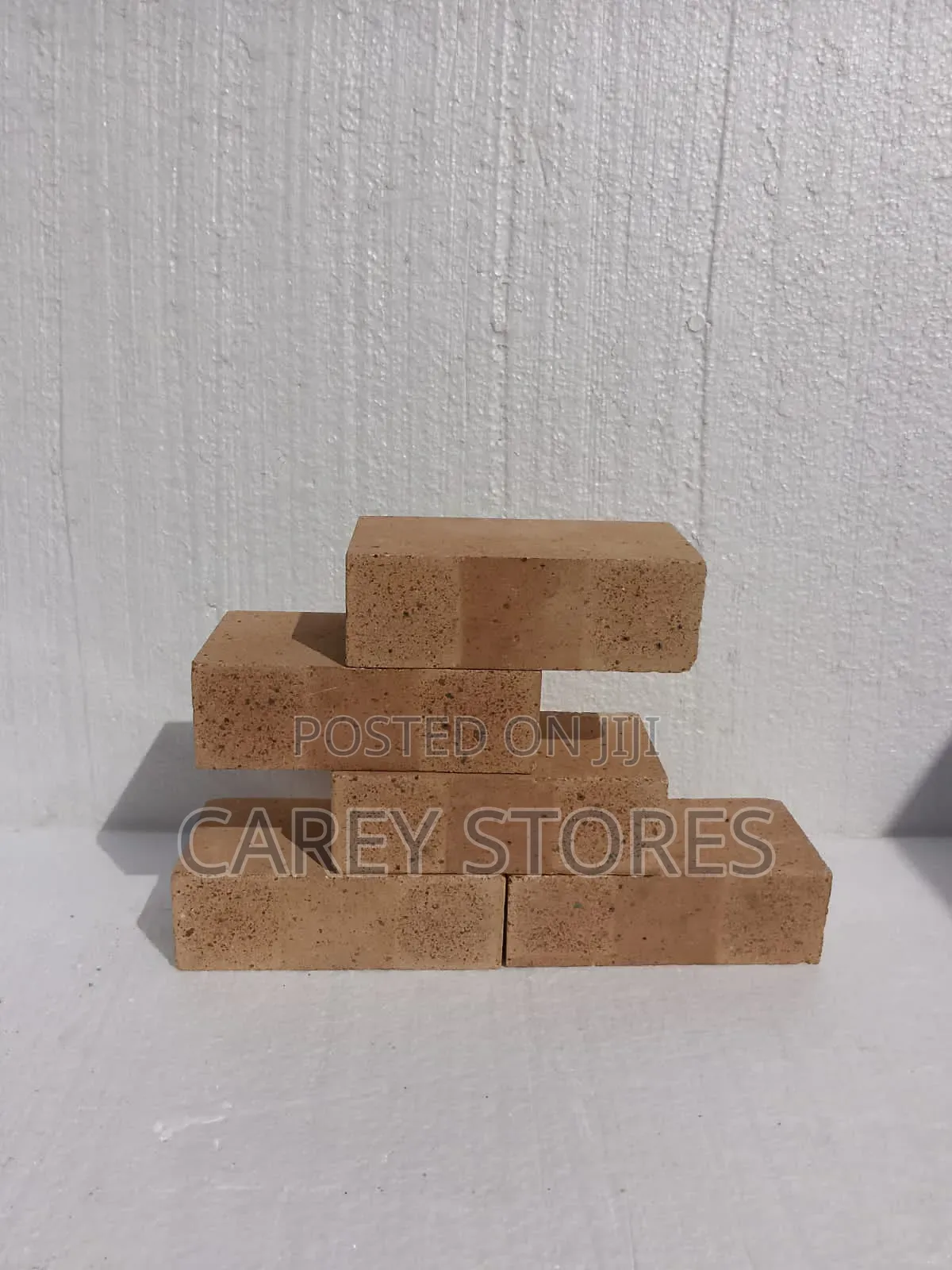 Fire Resistant Bricks / Fire Bricks
