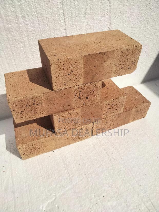 Firebricks/Oven Bricks/Chimney Bricks - thumbnail 3