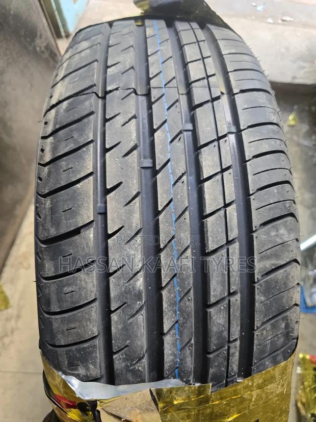 225/55r16 Boto Tyre - thumbnail 2