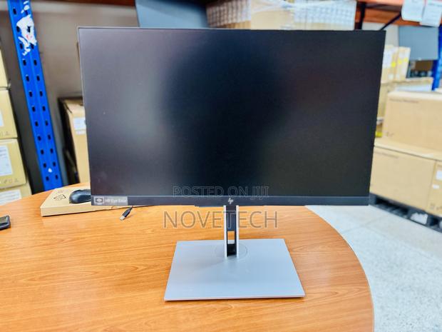 Desktop Computer HP EliteDesk 800 G4 8GB Intel Core I5 SSD 256GB - main view