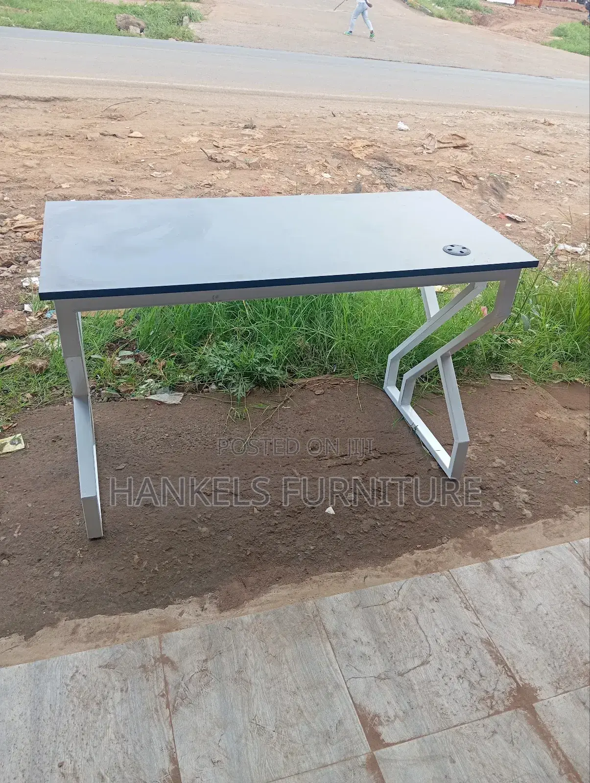 White Double Stand Office Desk