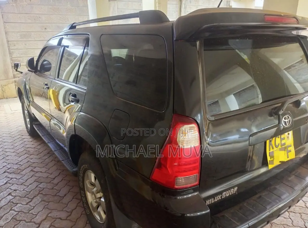 Toyota Hilux Surf 2.7 SSR 2008 Black