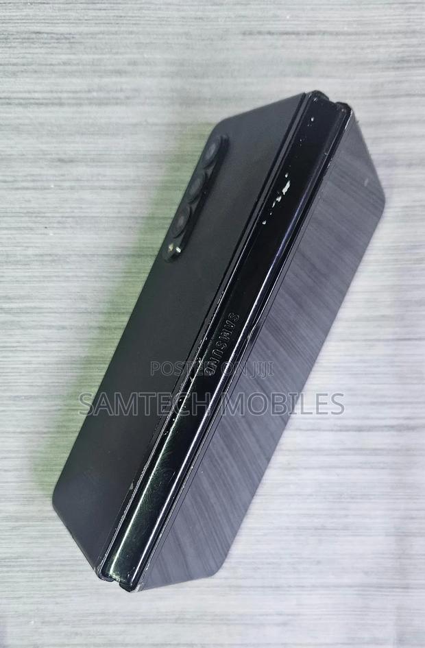 Samsung Galaxy Z Fold 3 256 GB Black - thumbnail 2