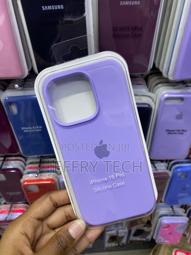 Elago Purple iPhone 16 Pro Liquid Silicone Case Premium - thumbnail 2