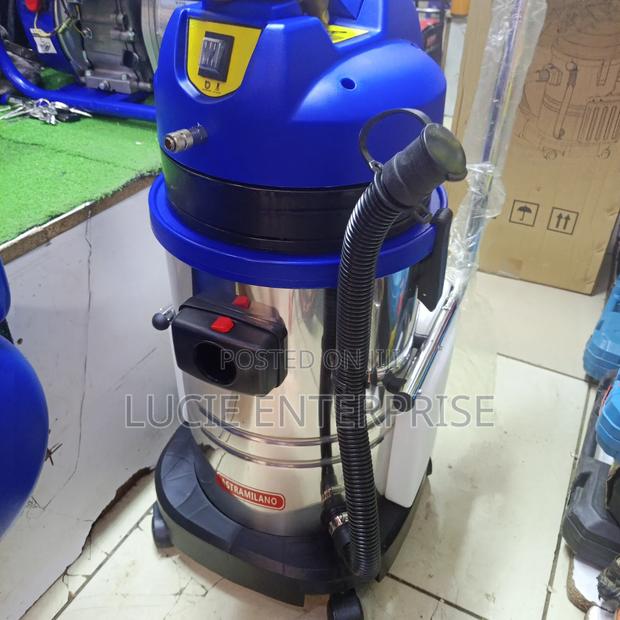 Vacuum/ Carpet Cleaner Machine - thumbnail 2