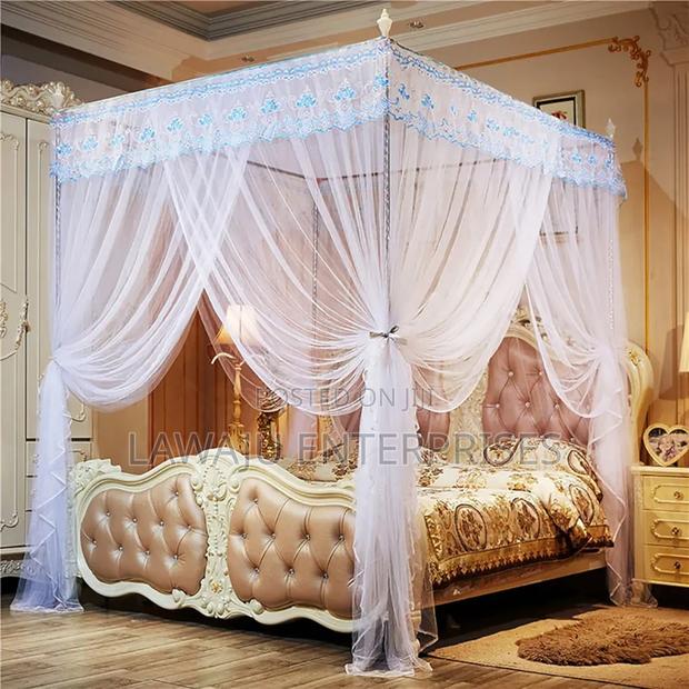 White Square Mosquito Net