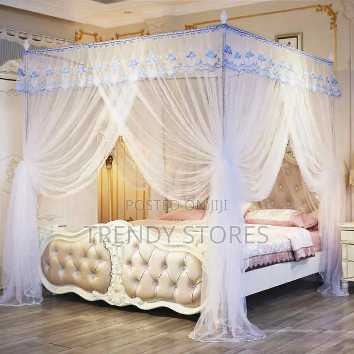 White Square Mosquito Net
