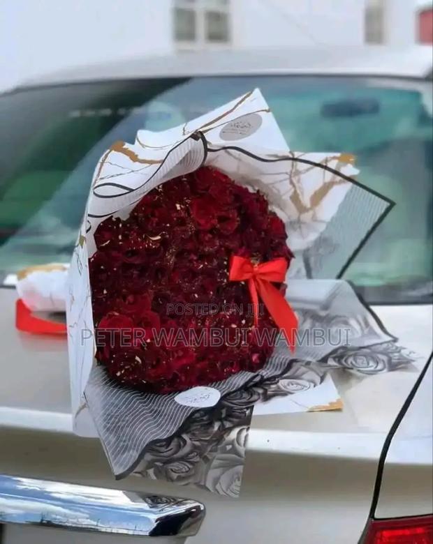 Fresh Blooming Flowers - thumbnail 4