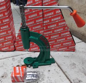 Button Press Machine/Runner Button Press Machine - thumbnail 2