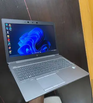 Laptop HP ZBook 15u G5 16GB Intel Core i7 SSD 512GB