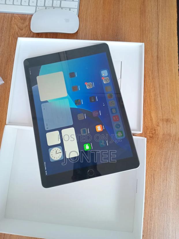 Apple iPad 10.2 (2020) 64 GB Silver - thumbnail 4