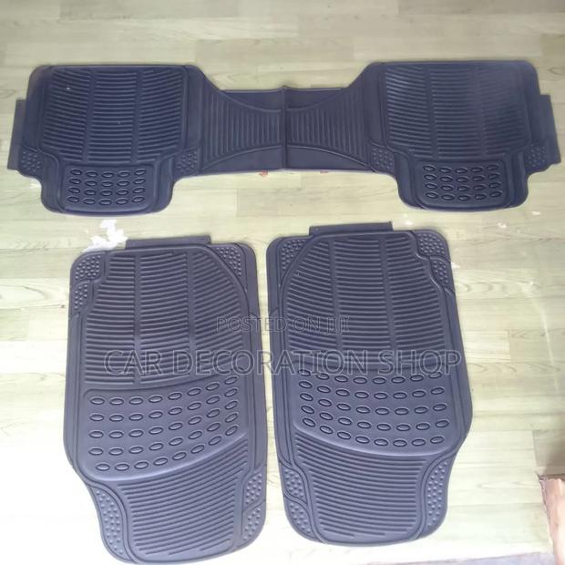 3pc Black Waterproof Carpet Mats - thumbnail 2