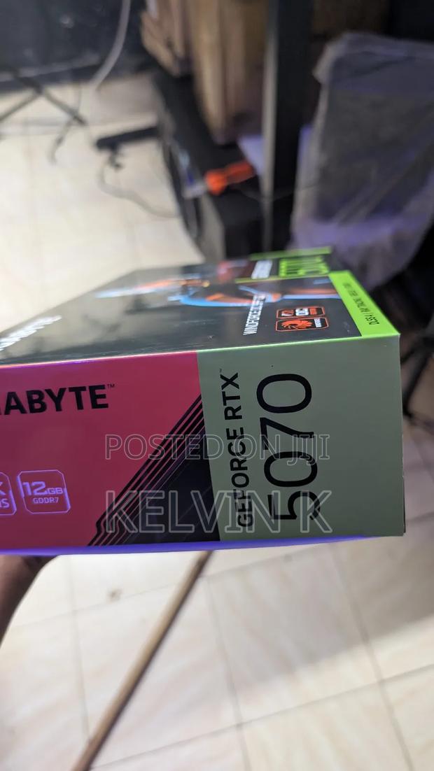 Gigabyte Windforce RTX 5070 12gb Gaming Graphics Card Gpu - thumbnail 2