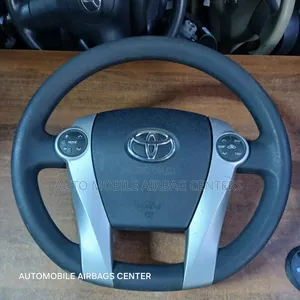 Aqua / Prius Steering Wheel With Airbag