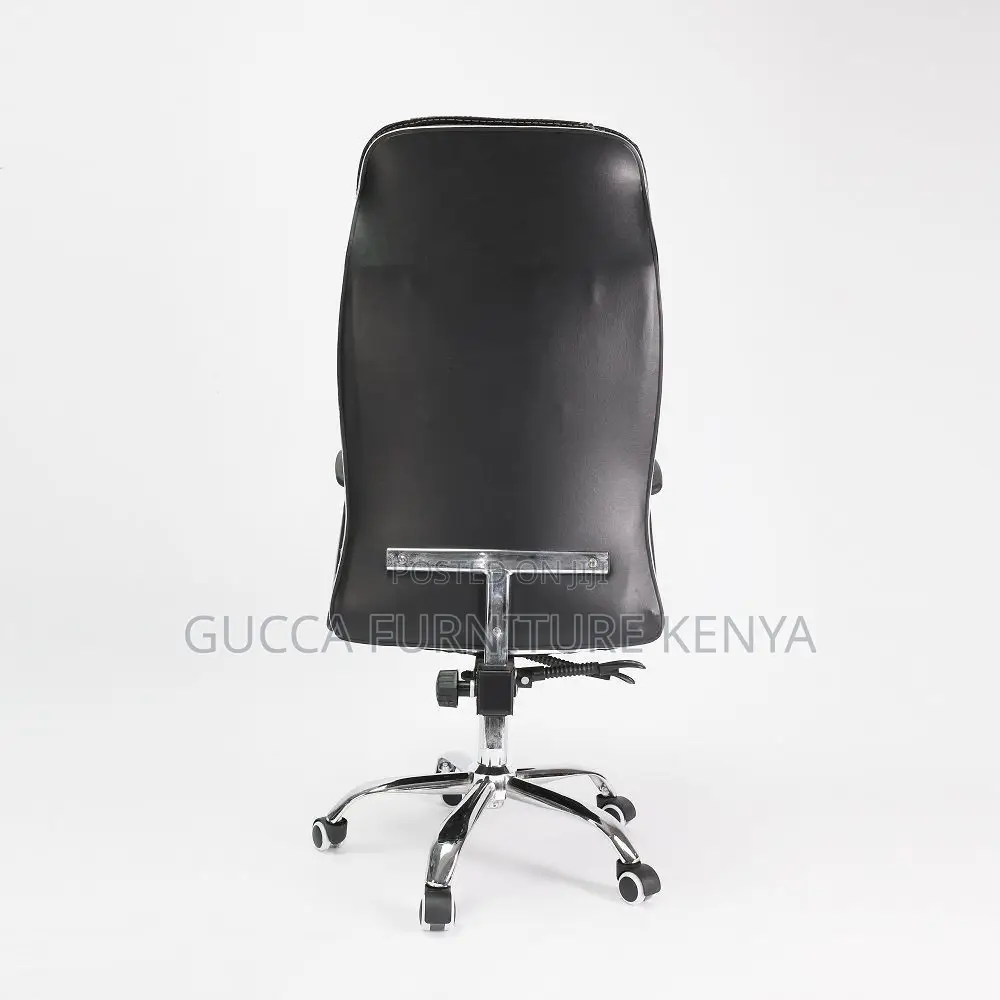 Office Chair: Clerical Leather Chair With Pp Plastic Hands
