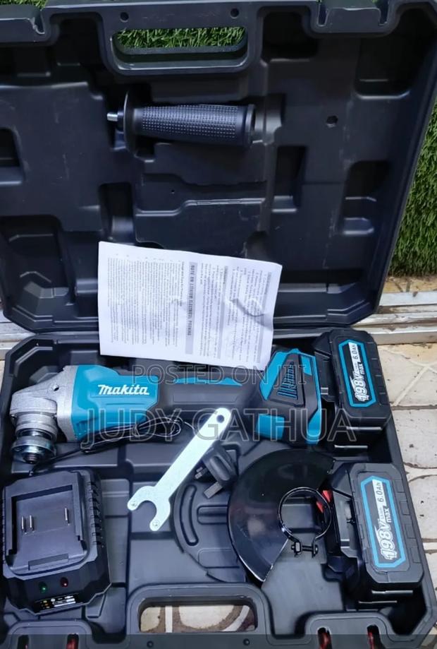 Makitta Grinder Cordless - main view