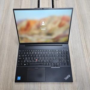 Laptop Lenovo Thinkpad E16 G1 16GB Intel Core I5 SSD 512GB - thumbnail 2