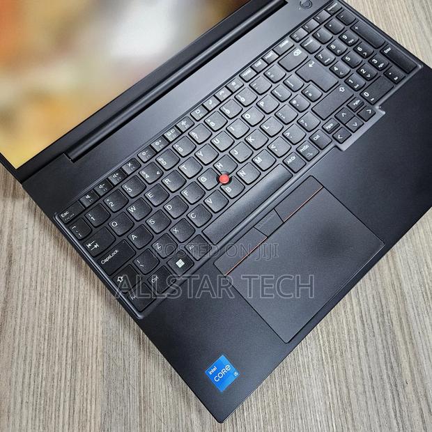 Laptop Lenovo Thinkpad E16 G1 16GB Intel Core I5 SSD 512GB - thumbnail 4