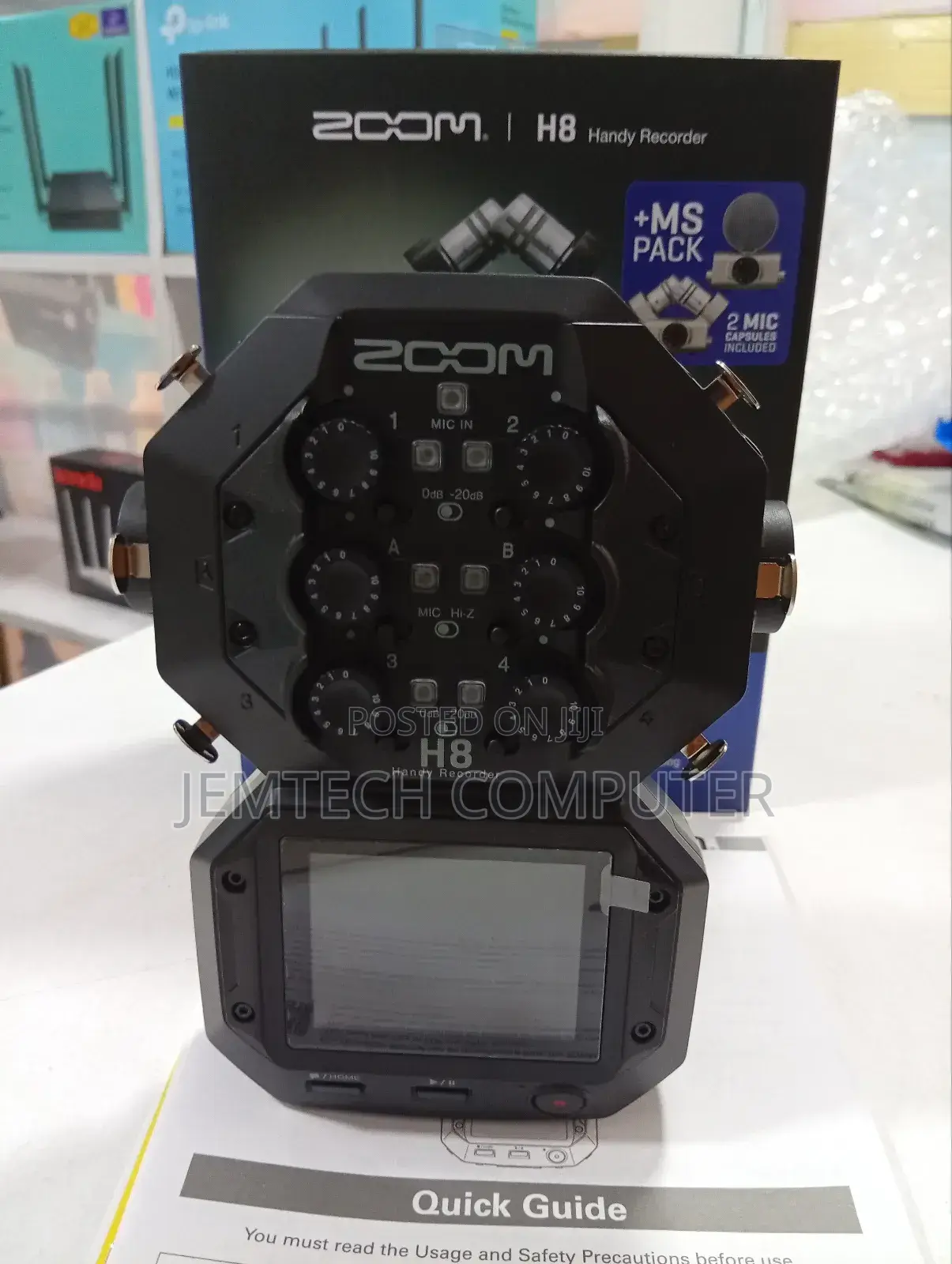Zoom H8 8-Input / 12-Track Portable Handy Recorder