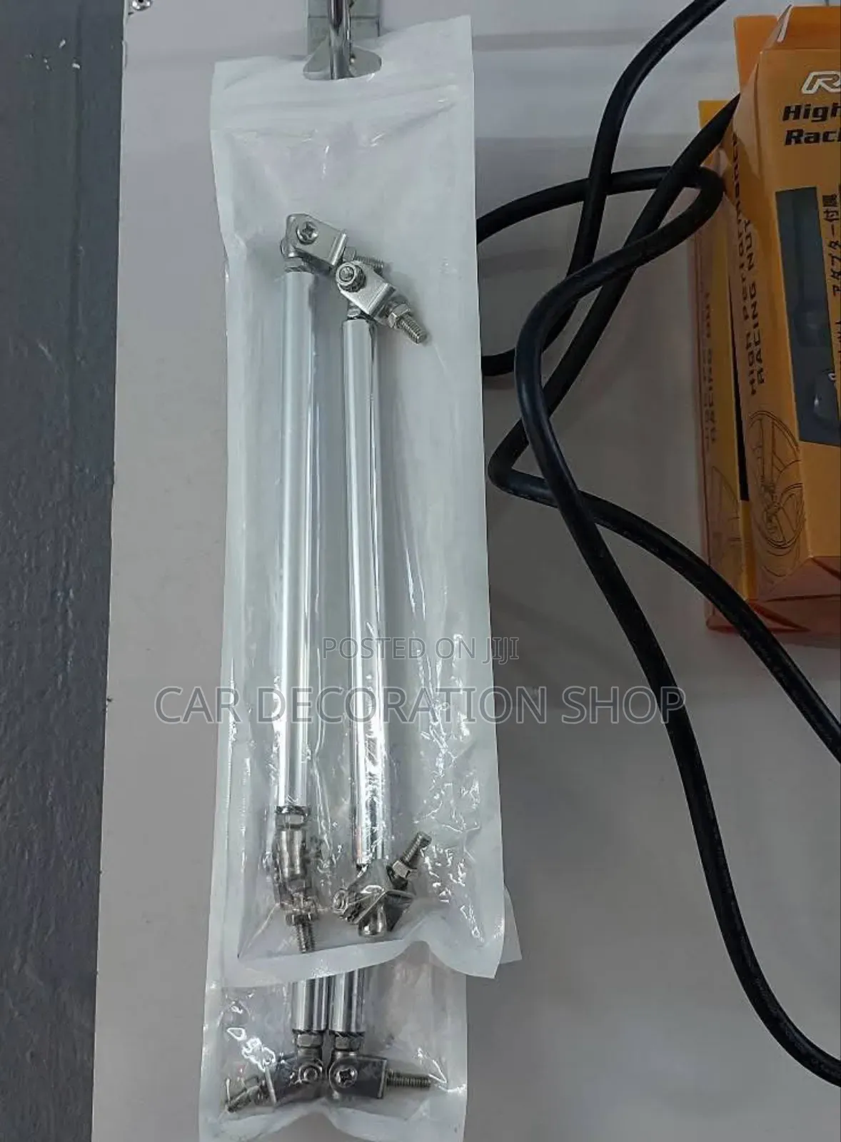 Silver Bumpe Lip Rod Holder
