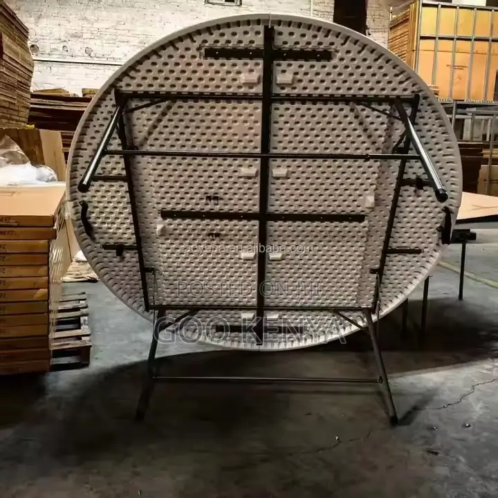 Outdoor Table ; Plastic Foldable Round Table for Events