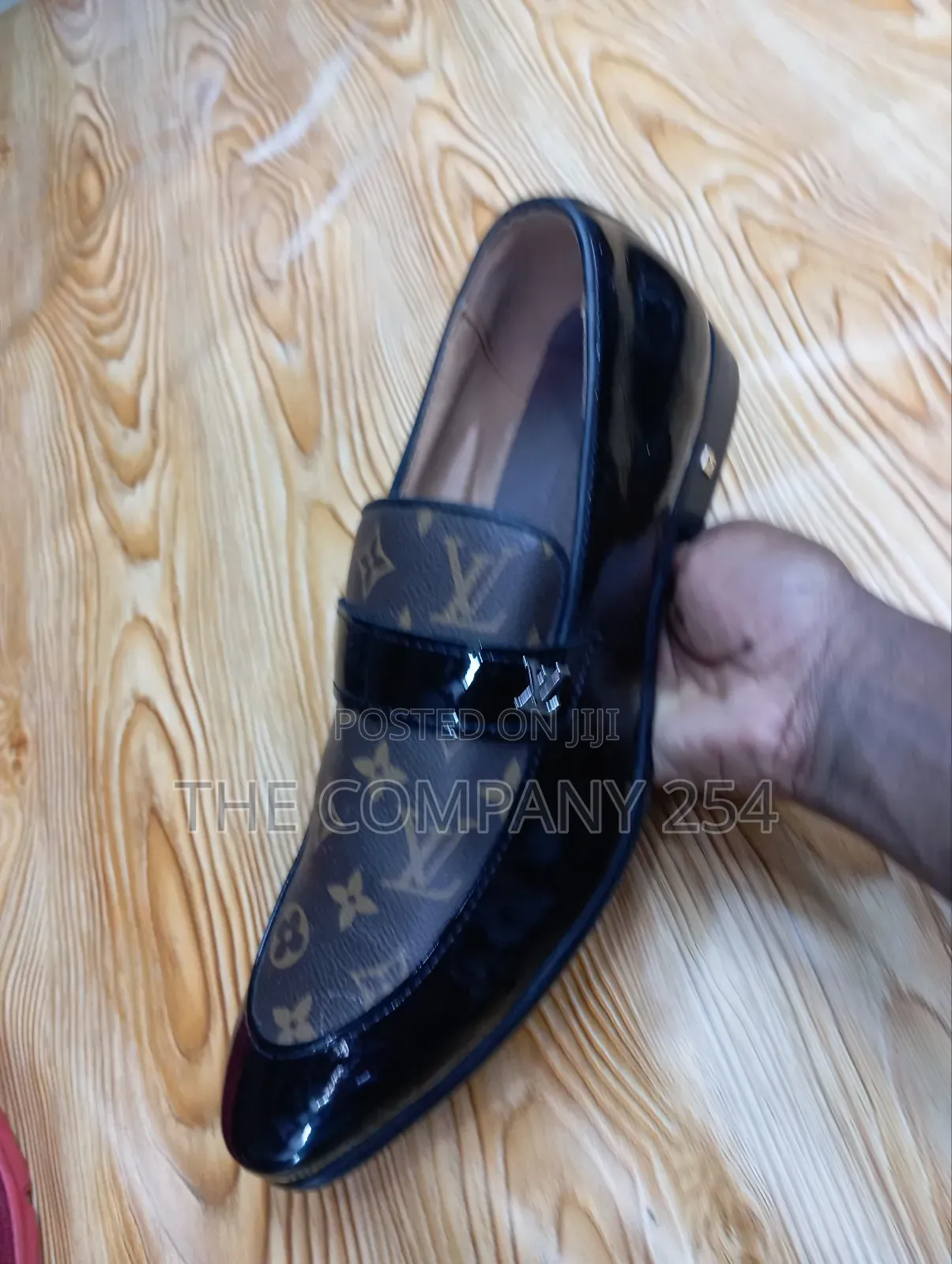 Louis Vuitton Genuine Leather Laceless Official Casual S.45