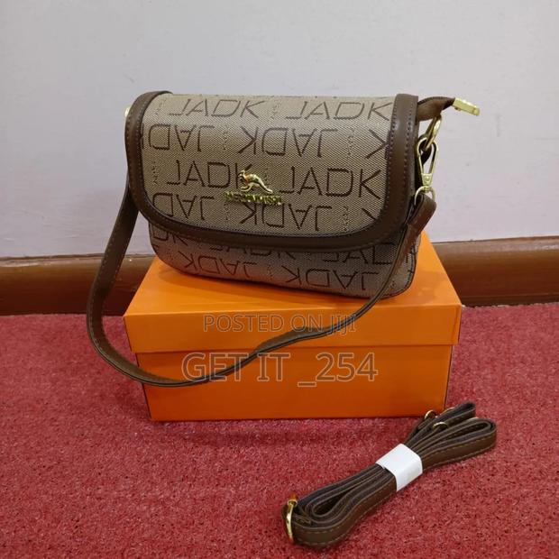 Premium Quality Women's Shoulder Bag - main view