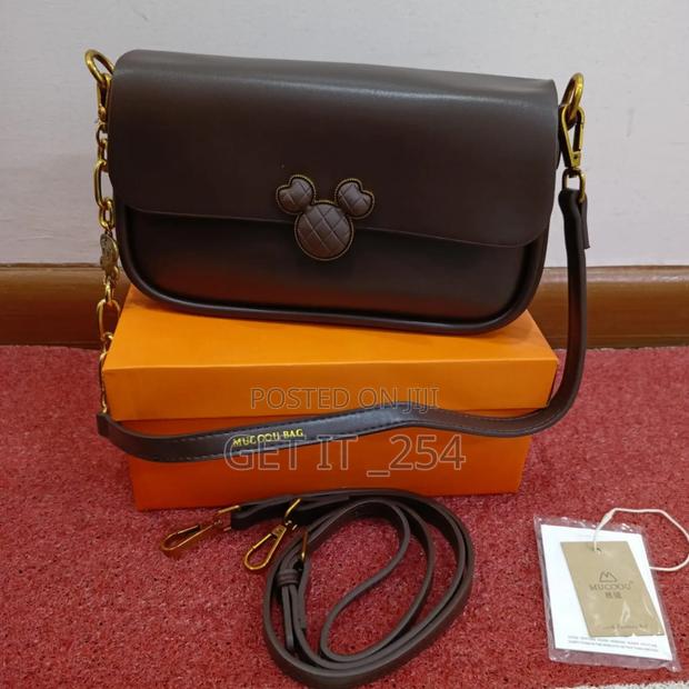 *Premium Quality Women's Shoulder Bag - thumbnail 2