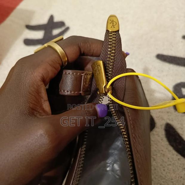 *Premium Quality Women's Shoulder Bag - thumbnail 4